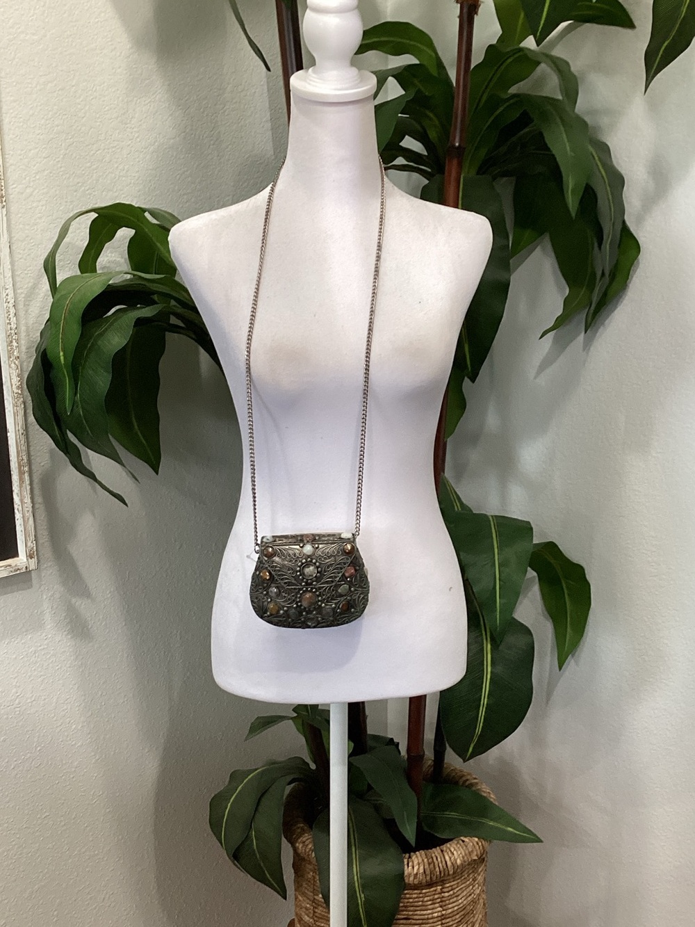 Embellished Vintage  Metallic Crossbody Bag in Antique Metal‎